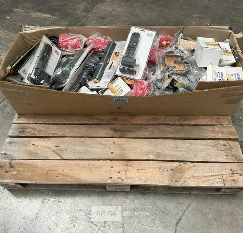 Pallet divers – kavel bij Belga Veilingen, Lummen