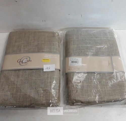 2 x Decostof beige gouden stipjes 2x1,35M – kavel bij Belga Veilingen, Oudsbergen