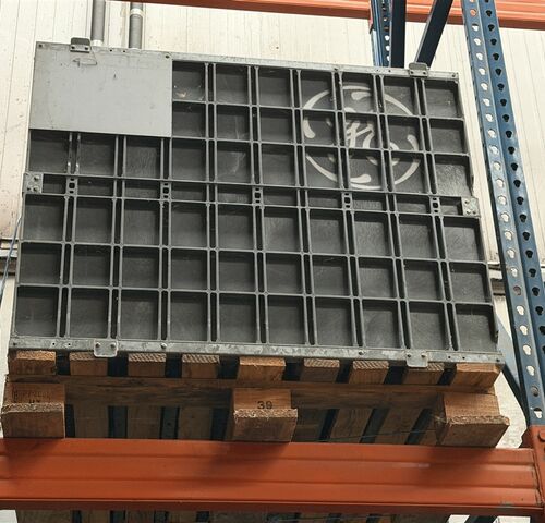 1 Palletbox hard hout – kavel bij Belga Veilingen, Lummen