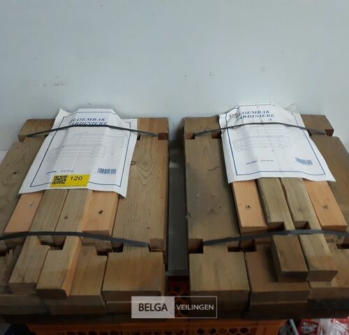 2 x Bloembak hout zelfbouw 30x30 cm – kavel bij Belga Veilingen, Oudsbergen