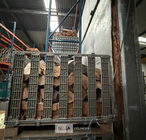 1 Palletbox den hout – kavel bij Belga Veilingen, Lummen