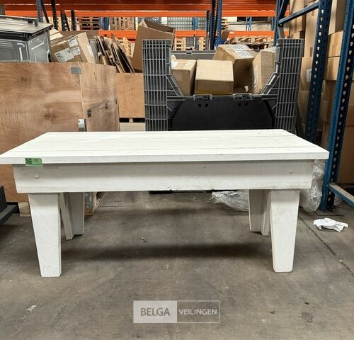 Kleine houten tafel – kavel bij Belga Veilingen, Lummen