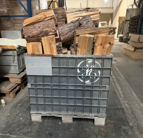 1 Palletbox den hout – kavel bij Belga Veilingen, Lummen
