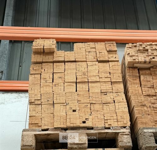 1 Pallet met houten latjes – kavel bij Belga Veilingen, Lummen