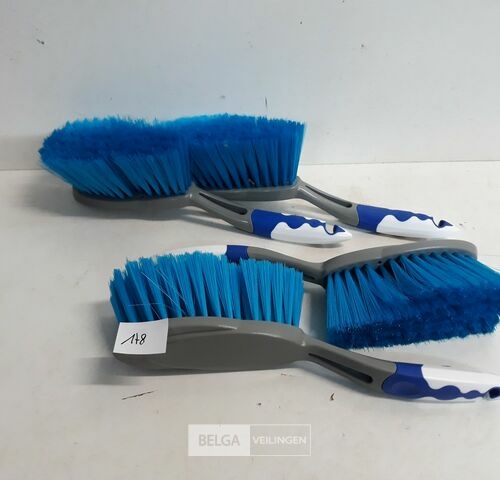 4 x Handveger 29 cm b-kwaliteit – kavel bij Belga Veilingen, Oudsbergen