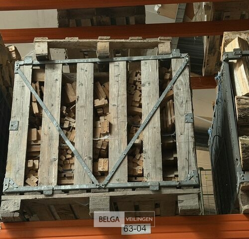 1 Palletbox den hout – kavel bij Belga Veilingen, Lummen