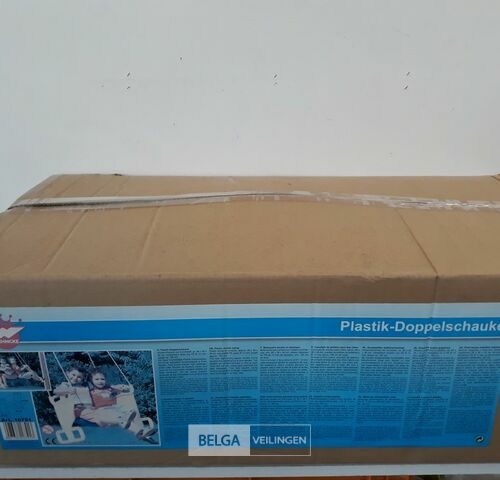 1 x Schommelstoel pvc 86x38x59 cm – kavel bij Belga Veilingen, Oudsbergen