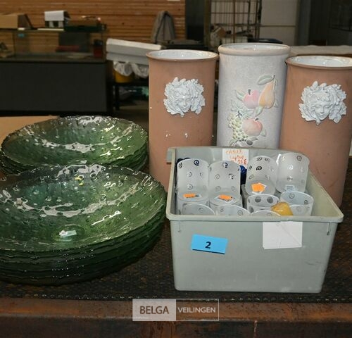 Huishoudelijke decoratie – kavel bij Belga Veilingen, Lummen
