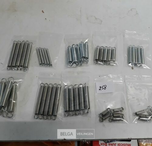 10 x Trekveren 5 stuks mix – kavel bij Belga Veilingen, Oudsbergen