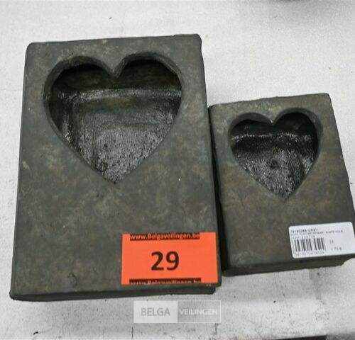 ± 2 Boeken bloempotten – kavel bij Belga Veilingen, Lummen