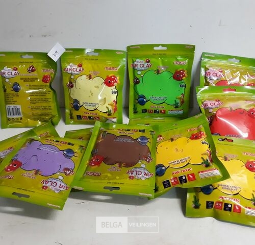 12 x Air clay 60 gr mix kleuren – kavel bij Belga Veilingen, Oudsbergen