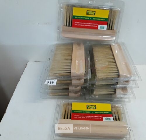 10 x Afstoffer of behangborstel 21 x 2,5 cm – kavel bij Belga Veilingen, Oudsbergen