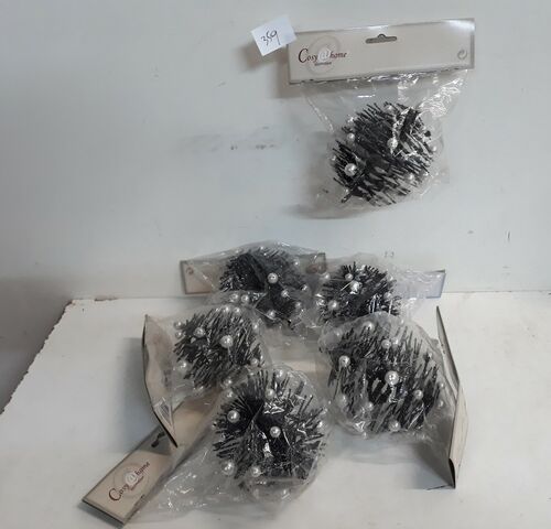 6 x Hangdeco zwart met parels – kavel bij Belga Veilingen, Oudsbergen