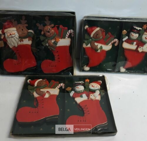 6 x Hangdeco hout kerstfiguur in sok/muts 2 stuks – kavel bij Belga Veilingen, Oudsbergen