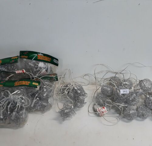 8 x Kerstverlichting 10 Lampen zilver ster/bal – kavel bij Belga Veilingen, Oudsbergen