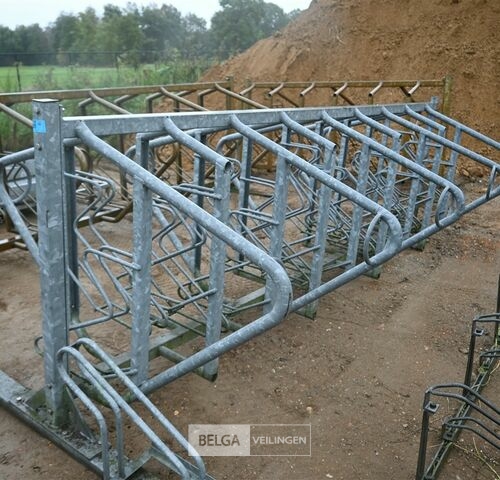 Metalen fietsrek – kavel bij Belga Veilingen