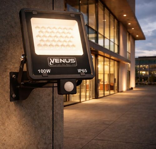 10 x LED Schijnwerper 100W met Bewegingssensor – 4000K Neutraal Wit – IP65 – FLAG-100 – kavel bij Belga Veilingen
