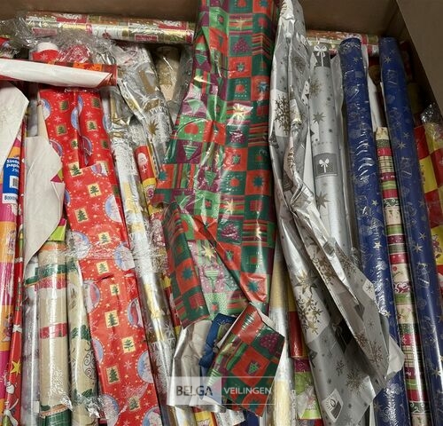 ± 100 Rollen inpakpapier – kavel bij Belga Veilingen, Lummen