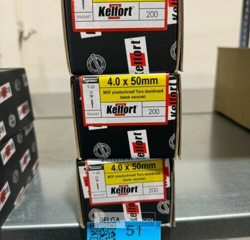 Kelfort spaanplaatschroef 4x50 torx - deeldraad 3x 200st – kavel bij Belga Veilingen, Bree