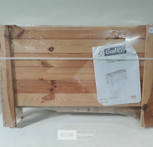 1 x Speelgoedkoffer hout 50x80x40 cm – kavel bij Belga Veilingen, Oudsbergen