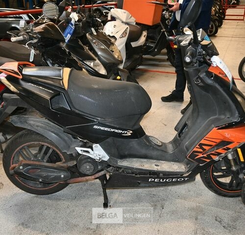 Scooter PEUGEOT – kavel bij Belga Veilingen, Scooters