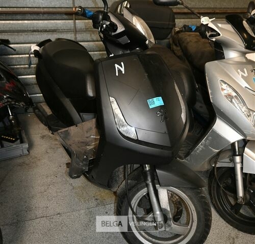 Scooter PEUGEOT – kavel bij Belga Veilingen, Scooters