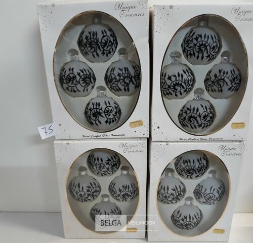 4 x Kerstballen glas 4 stuks wit – kavel bij Belga Veilingen, Oudsbergen