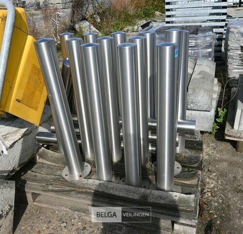 ± 18 Paaltjes INOX – kavel bij Belga Veilingen