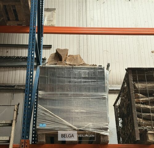1 Palletbox hard hout – kavel bij Belga Veilingen, Lummen
