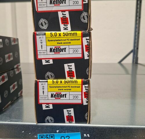 Kelfort spaanplaatschroef 5x50 PZ-2 - deeldraad 3x 200st – kavel bij Belga Veilingen, Bree