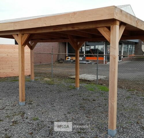 Buitenverblijf overkapping douglas afm 600x300cm hoogte 245cm – kavel bij Belga Veilingen, Lummen