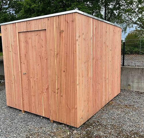 Tuinhuis tripel, afm 295x295 x 240 cm hoog – kavel bij Belga Veilingen, Lummen
