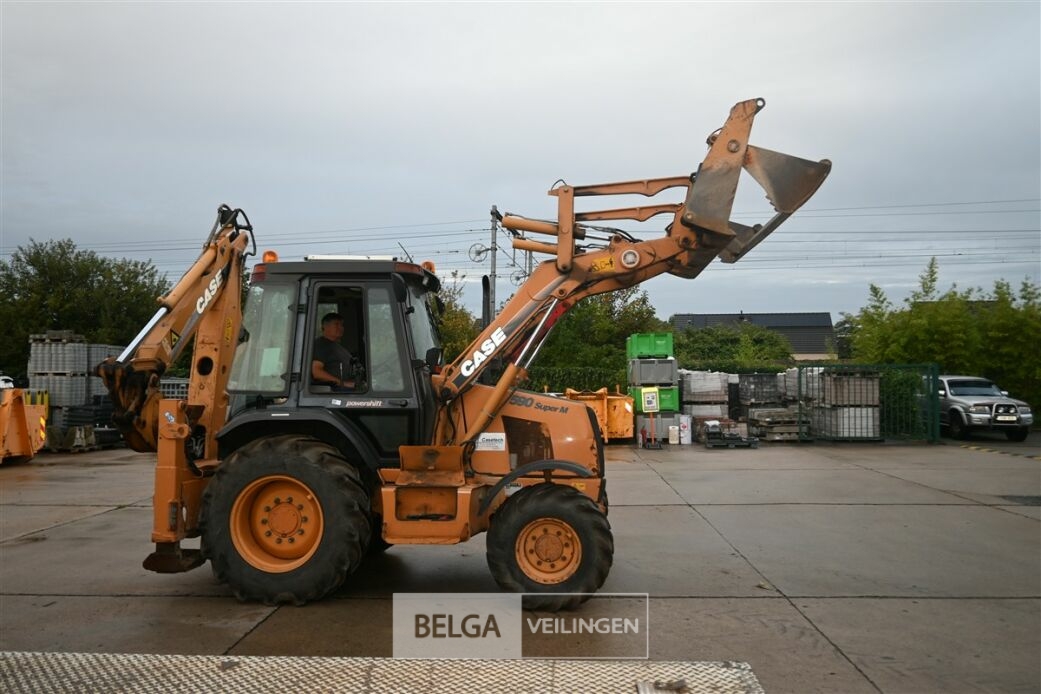 CASE graaflaadcombinatie – foto 3 – kavel bij Belga Veilingen