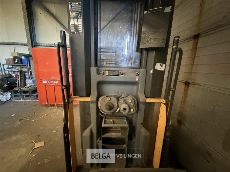 ATLET Reachtruck VOOR ONDERDELEN – foto 17 – kavel bij Belga Veilingen, Lummen