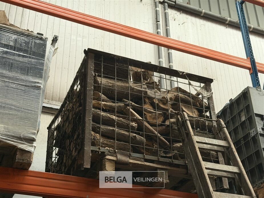 1 Palletbox hard hout – foto 3 – kavel bij Belga Veilingen, Lummen