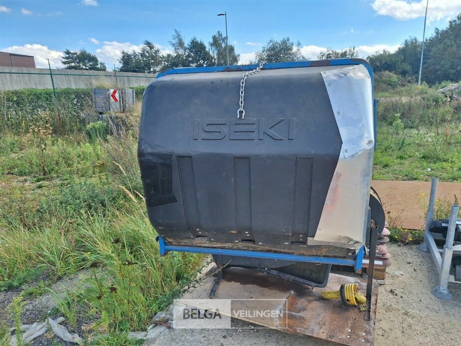 ISEKI tractor + maaibalk – foto 4 – kavel bij Belga Veilingen