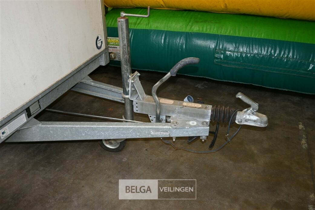 Gesloten aanhangwagen HAPERT – foto 4 – kavel bij Belga Veilingen