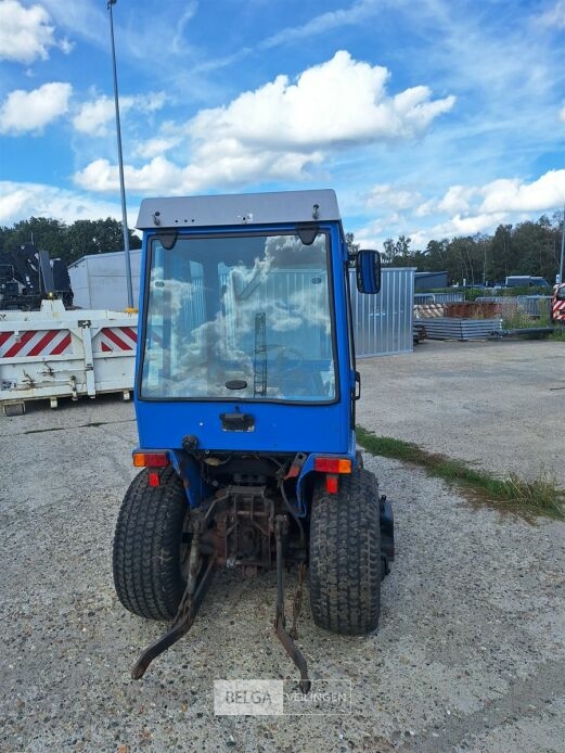 ISEKI tractor + maaibalk – foto 8 – kavel bij Belga Veilingen