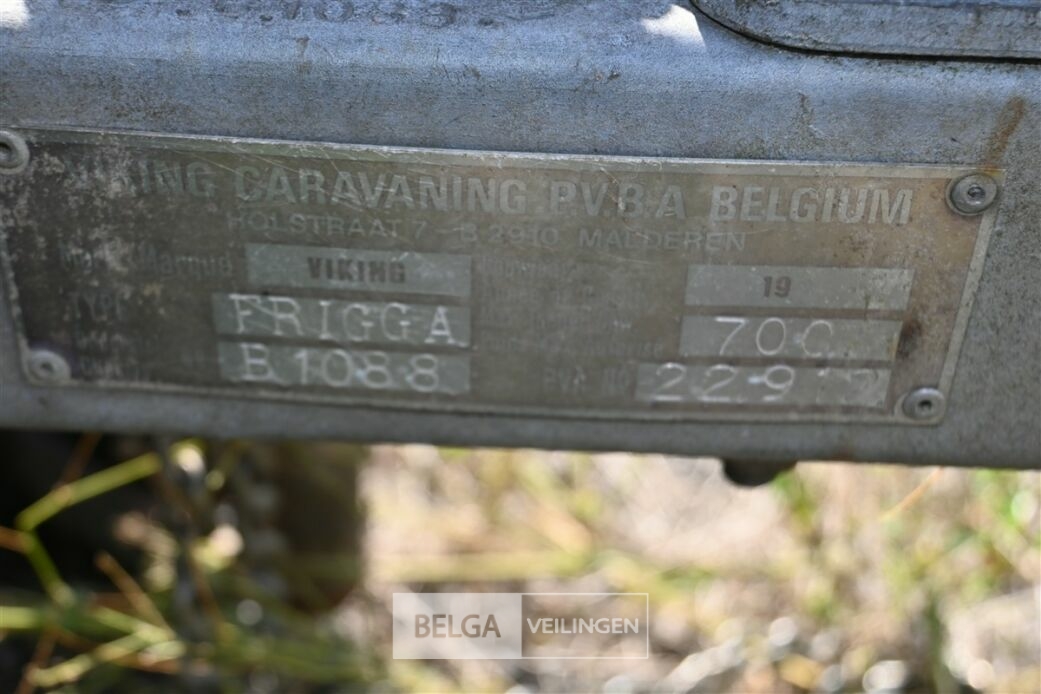 Caravan – foto 4 – kavel bij Belga Veilingen