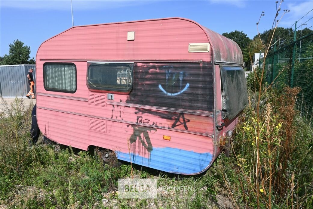 Caravan – foto 5 – kavel bij Belga Veilingen