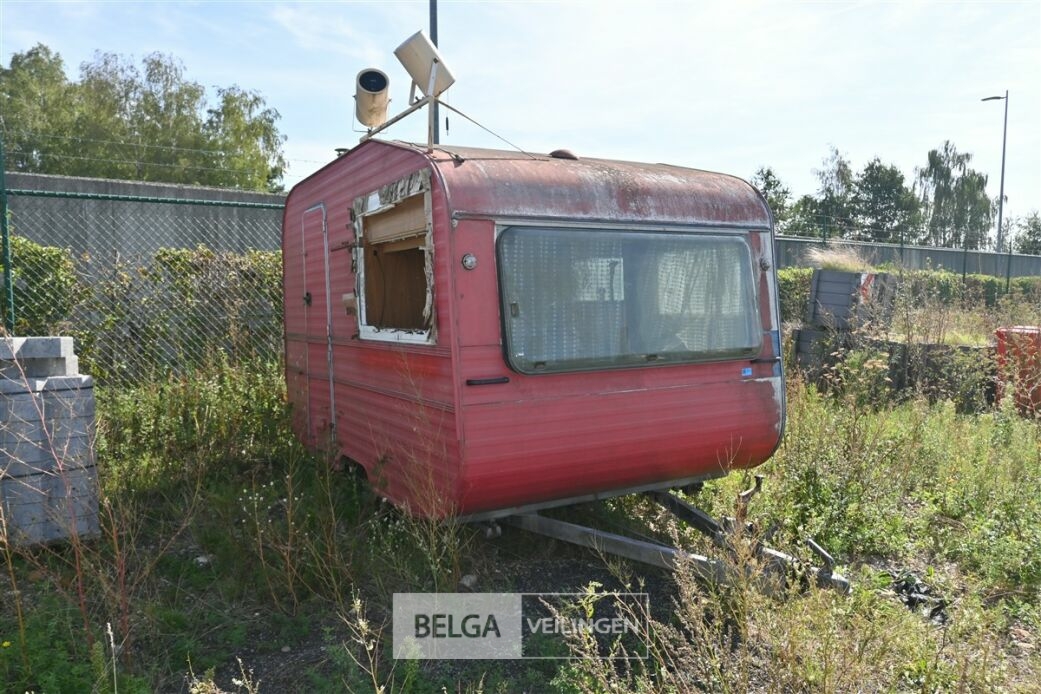 Caravan – foto 6 – kavel bij Belga Veilingen