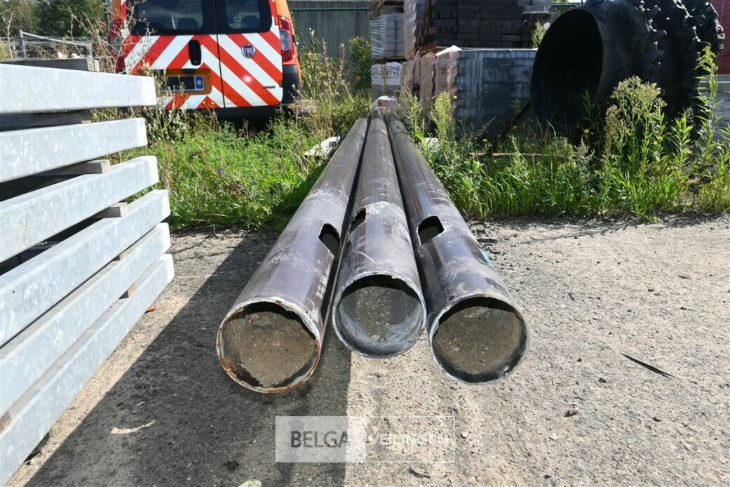 ± 3x Verlichtingspalen (enkel palen) – foto 3 – kavel bij Belga Veilingen