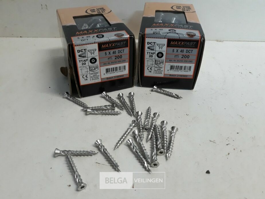 2 x Houtschroeven terrasschroeven inox 5x40mm 200 stuks – foto 2 – kavel bij Belga Veilingen, Oudsbergen