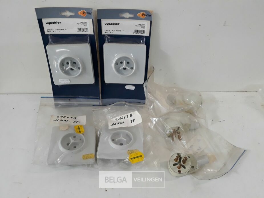 3 x Stekker + 3 x Stopcontact 380V/16A 3P – foto 2 – kavel bij Belga Veilingen, Oudsbergen