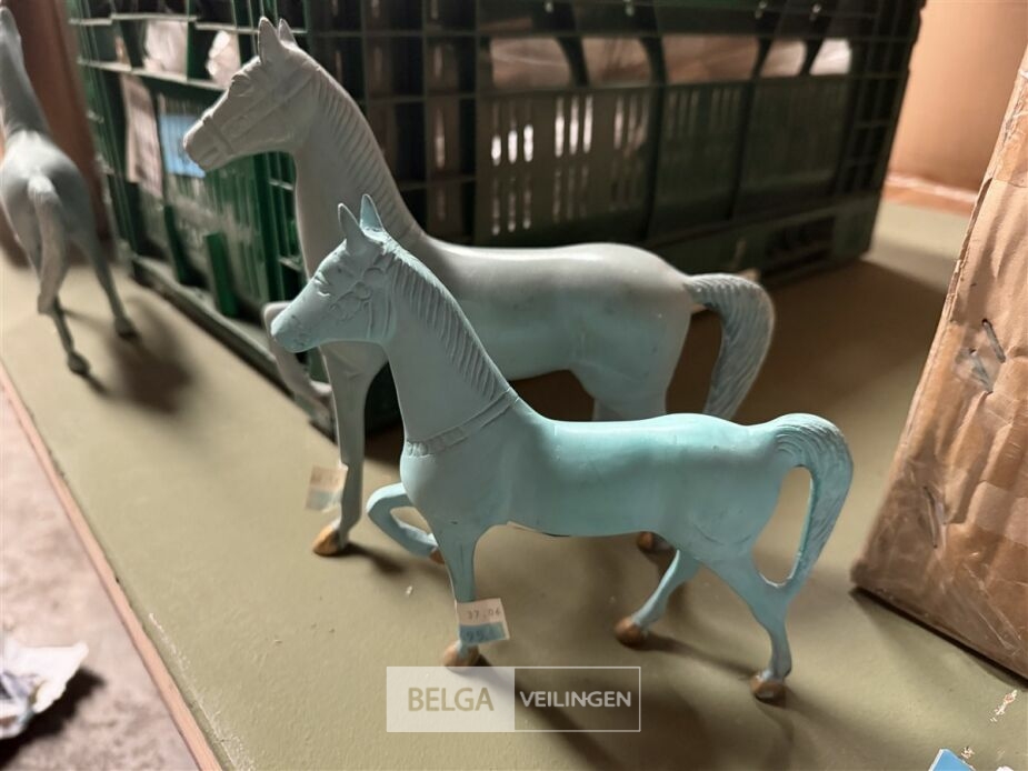 ± 9 Ijzeren paardjes – foto 2 – kavel bij Belga Veilingen, Lummen