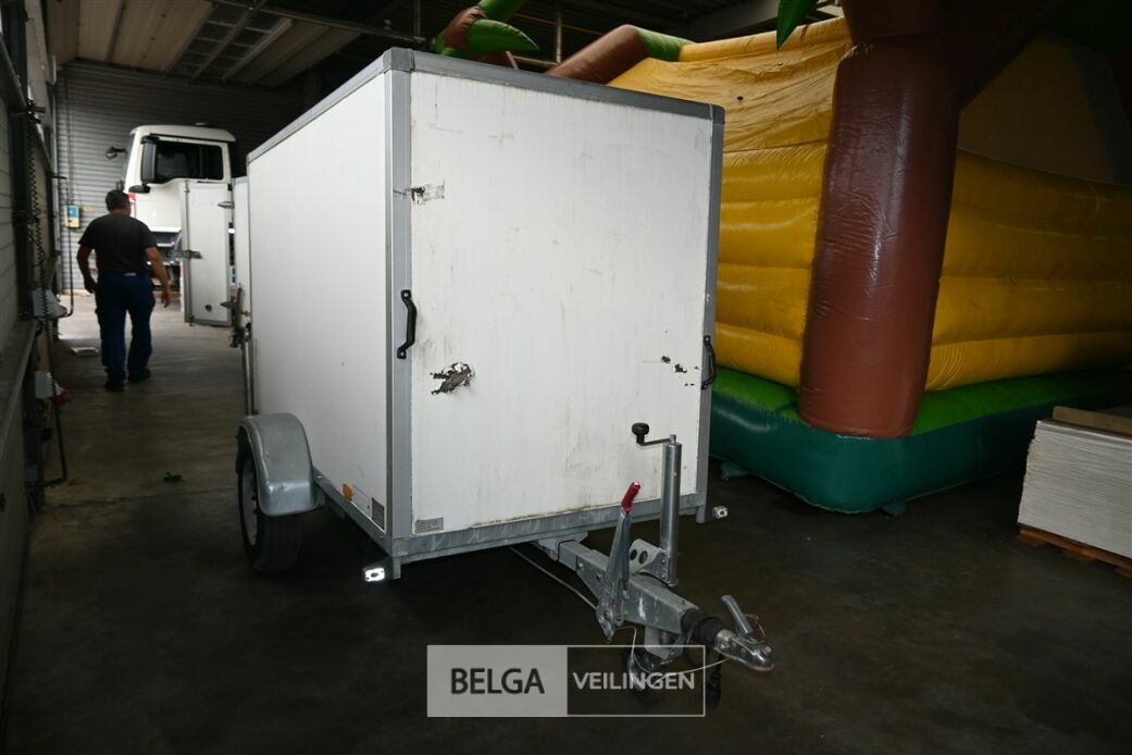 Gesloten aanhangwagen SARIS – foto 2 – kavel bij Belga Veilingen