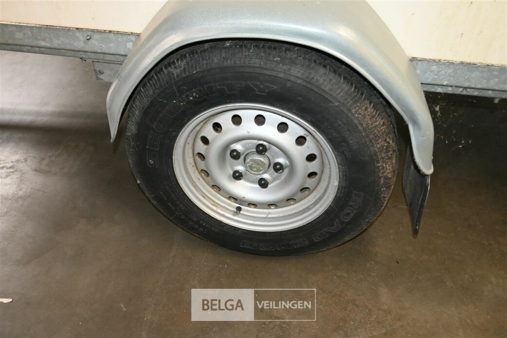 Gesloten aanhangwagen SARIS – foto 6 – kavel bij Belga Veilingen