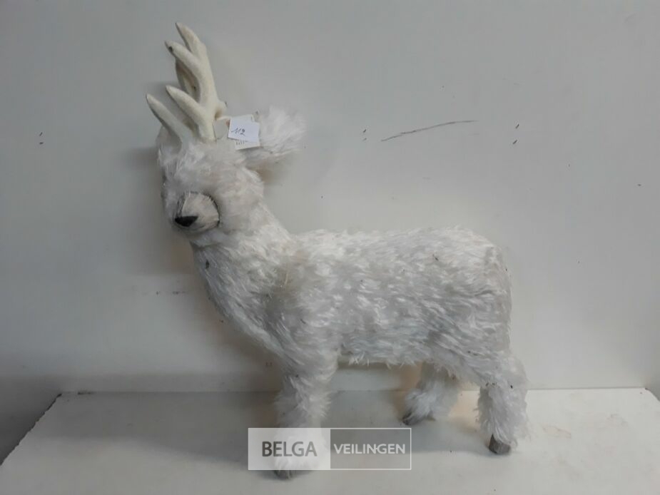 1 x Hert 60 cm witte zachte haren – foto 2 – kavel bij Belga Veilingen, Oudsbergen