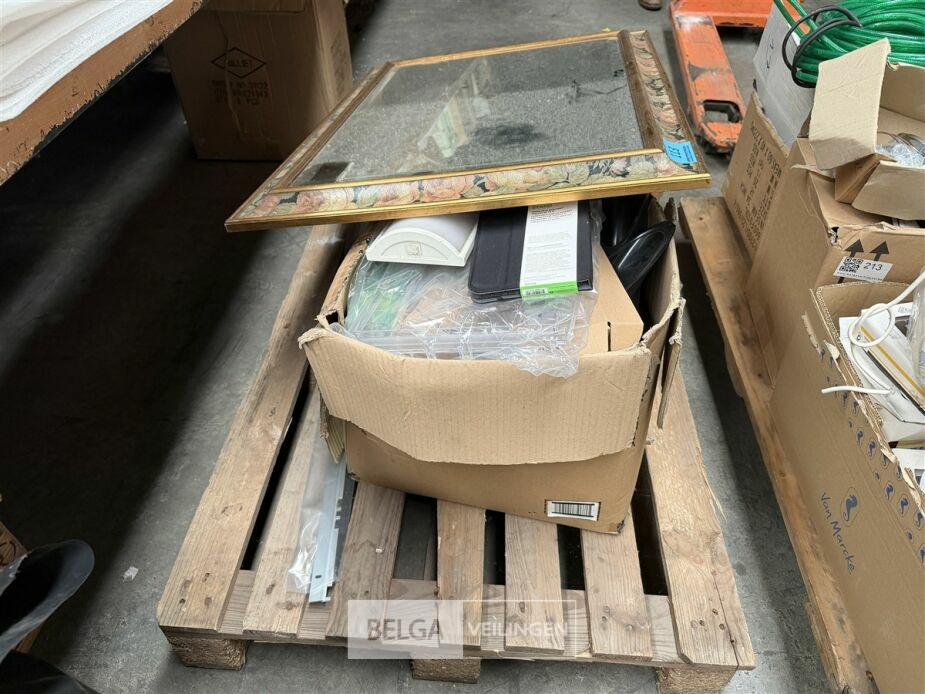 1 Pallet divers – foto 2 – kavel bij Belga Veilingen, Lummen