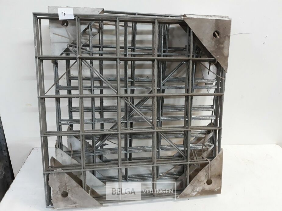 3 x Stenenkorf 50x50x50 cm galva – foto 3 – kavel bij Belga Veilingen, Oudsbergen